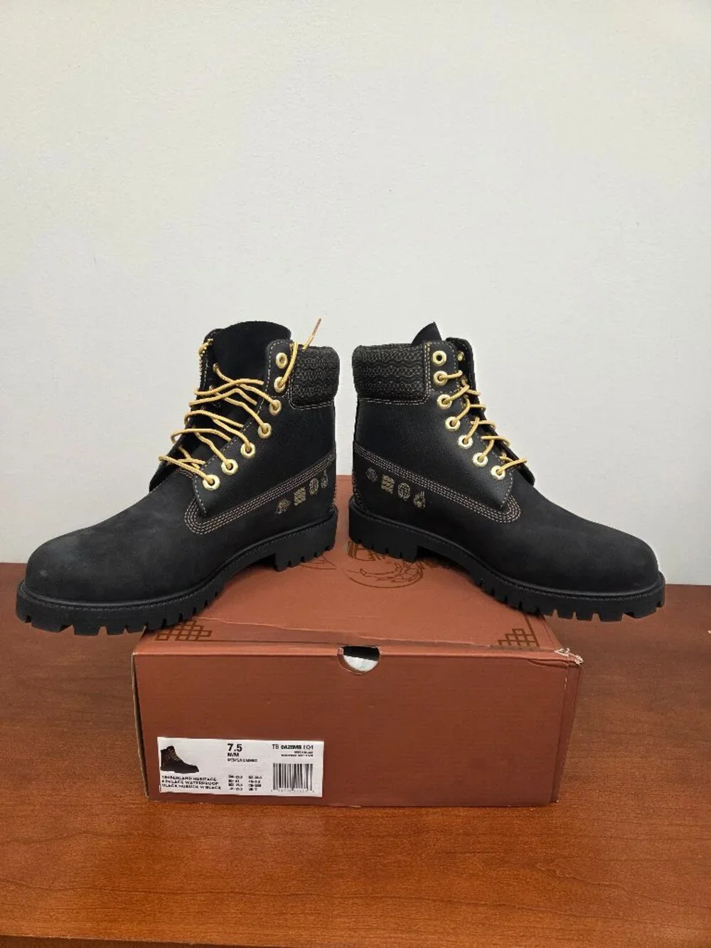 Timberland Heritage Boot Men Black Leather 6 Inch Lace-Up Waterproof Size 7.5